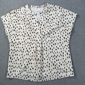 MELLODAY Short Sleeve Split Neck Animal Print Top Women's Small Black Brown Spot